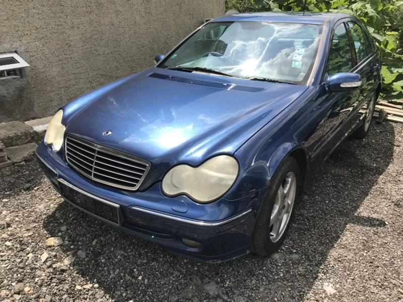 Mercedes-Benz C 270 CDI, снимка 2 - Автомобили и джипове - 24319961