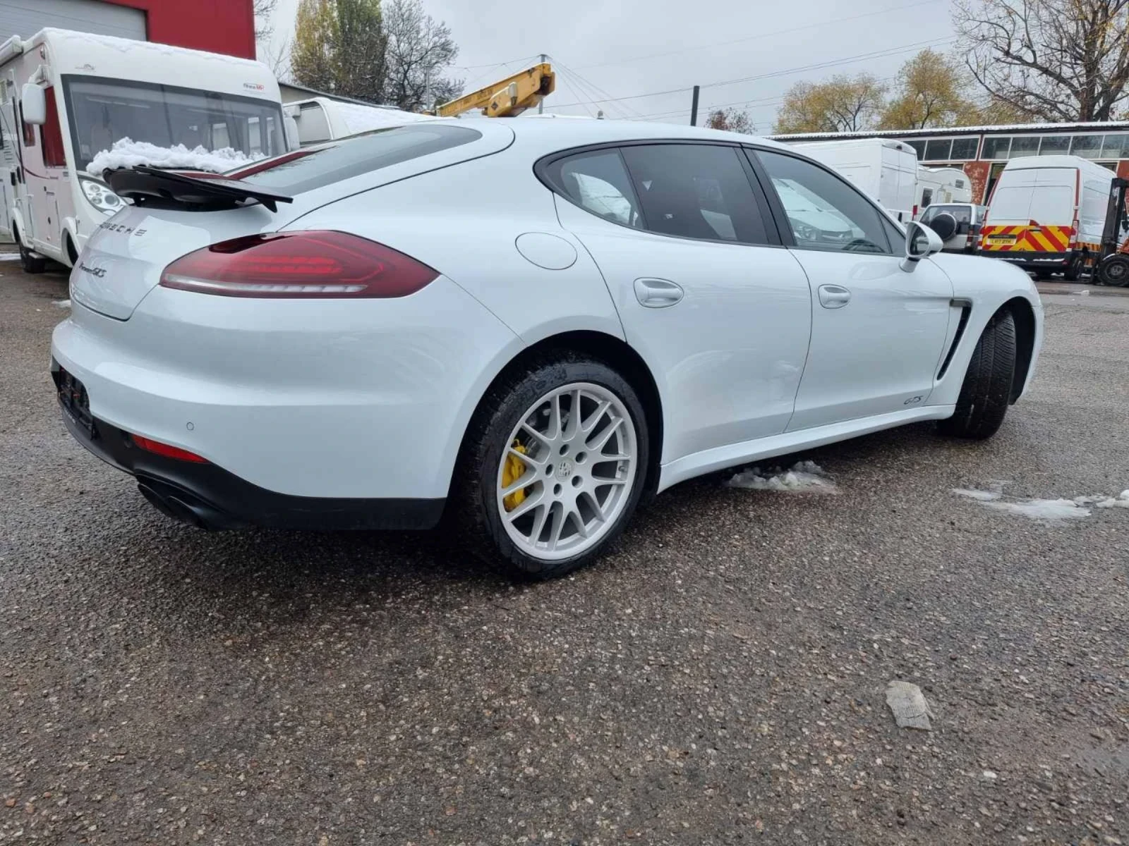 Porsche Panamera GTS - изображение 5