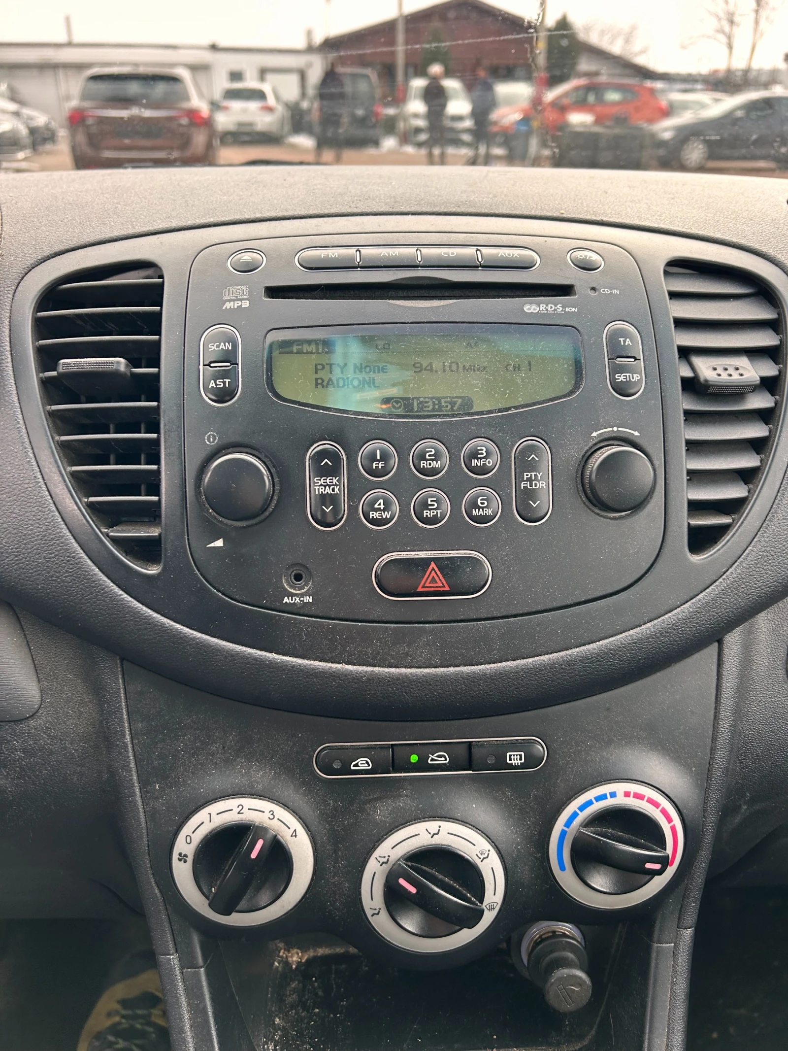 Hyundai I10 1.1CRDI EURO 4 | Mobile.bg � ����������� 11