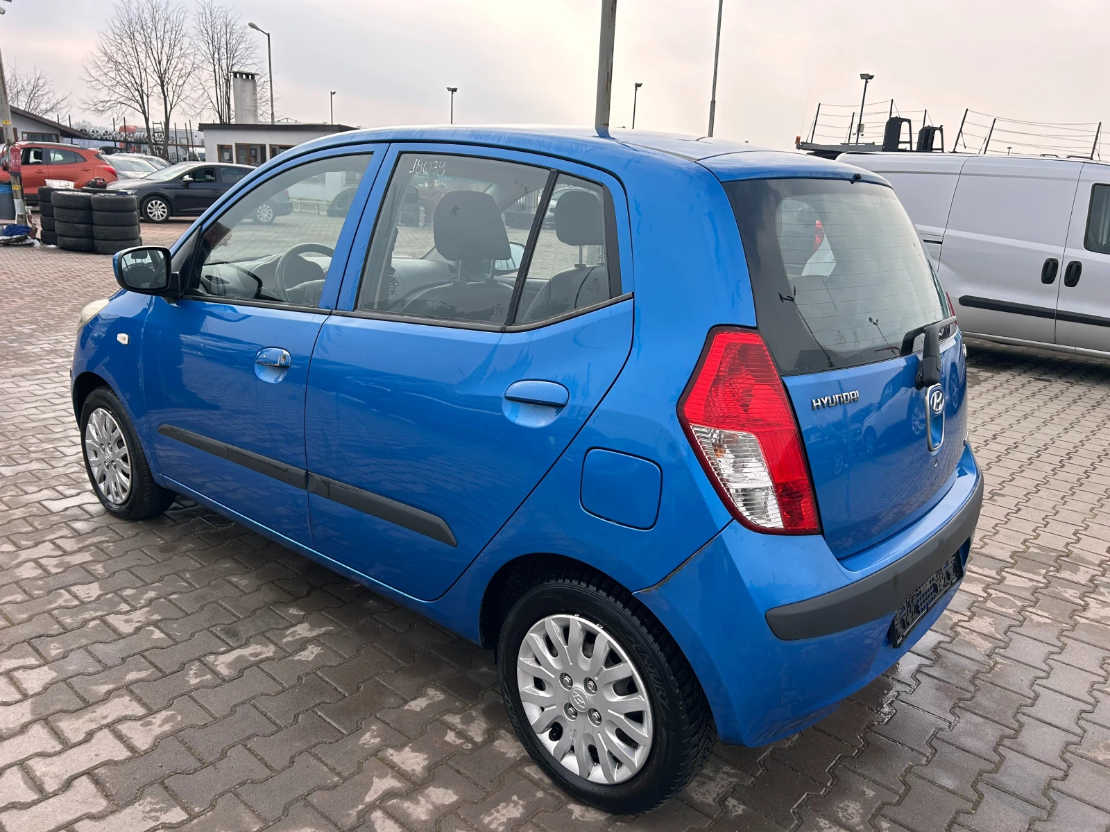 Hyundai I10 1.1CRDI EURO 4 - изображение 8