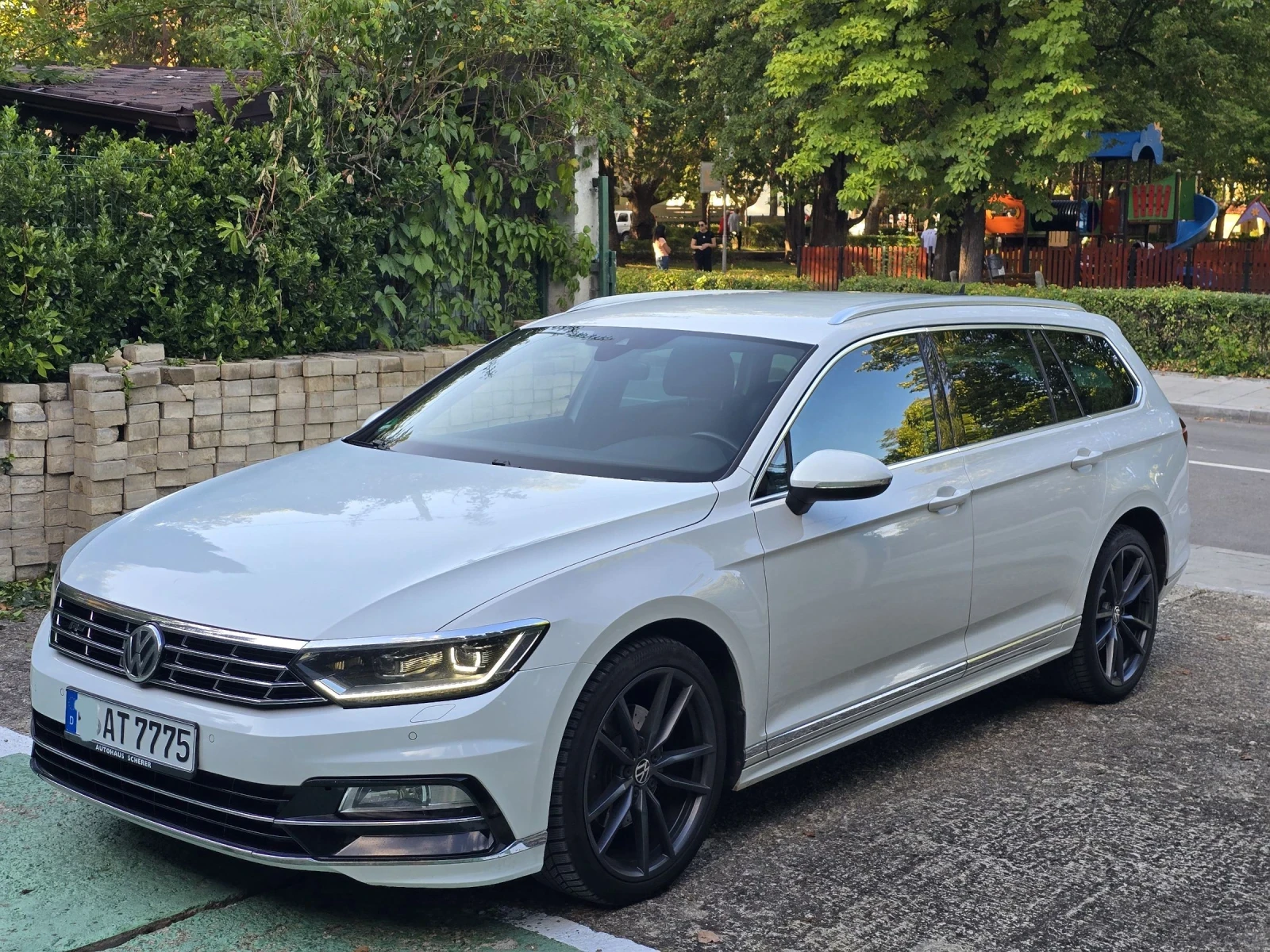 VW Passat 2xR-Line /Distronic / Dynamic Light Assist - изображение 2
