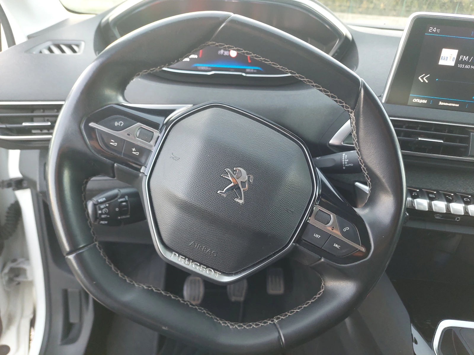 Peugeot 3008 1.2 PureTech | Mobile.bg   15