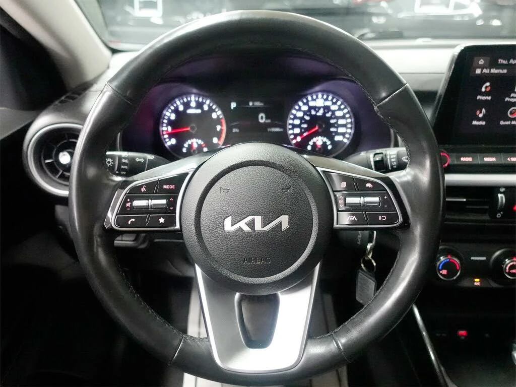 Kia Forte *  *    *   *  | Mobile.bg   9