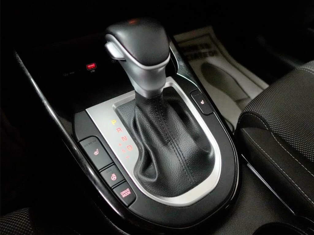 Kia Forte *  *    *   *  | Mobile.bg   12