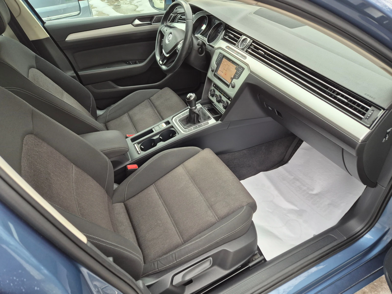 VW Passat 2.0 TDI 150KS. - изображение 9