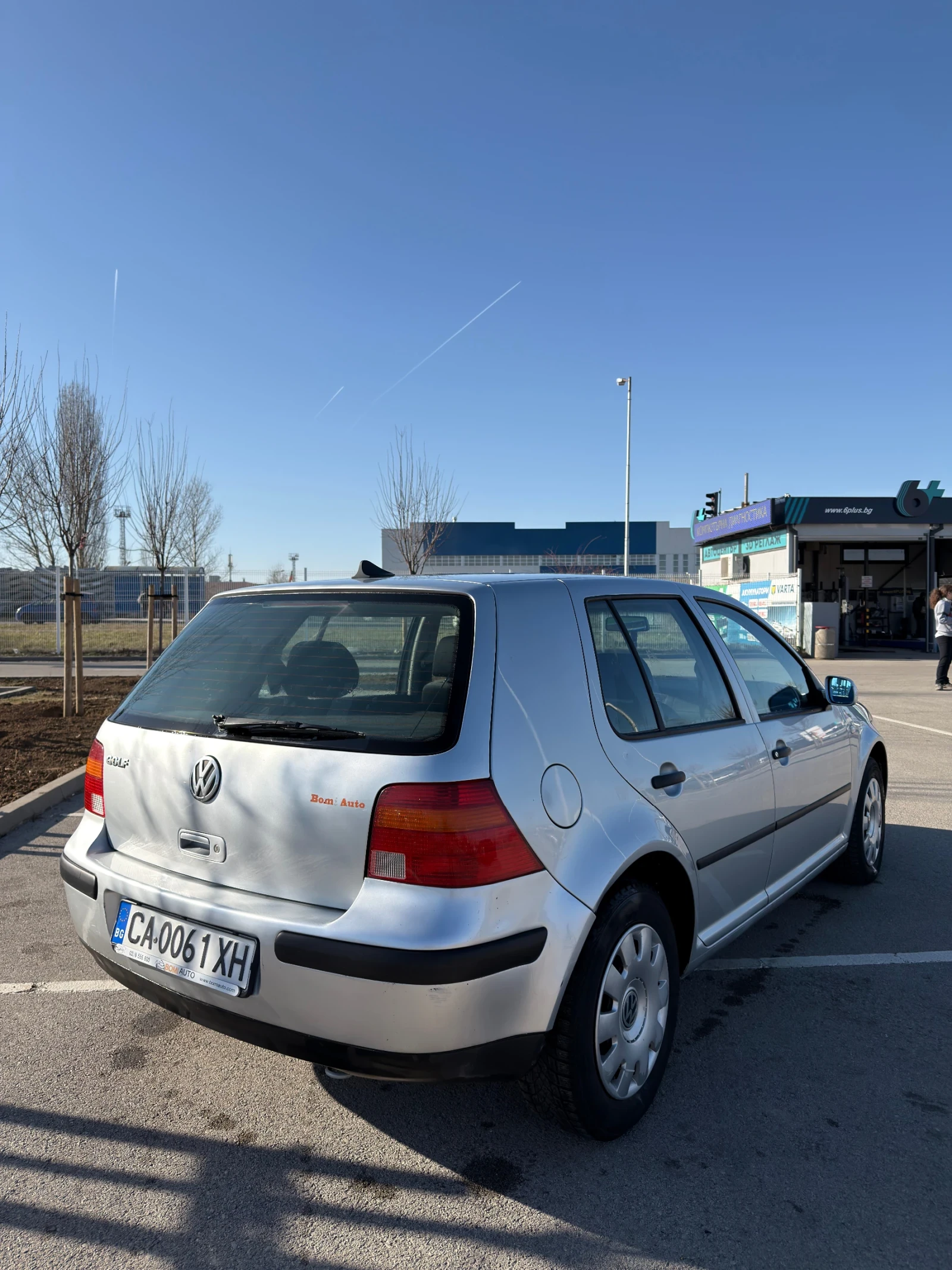 VW Golf, снимка 5 - Автомобили и джипове - 53754284