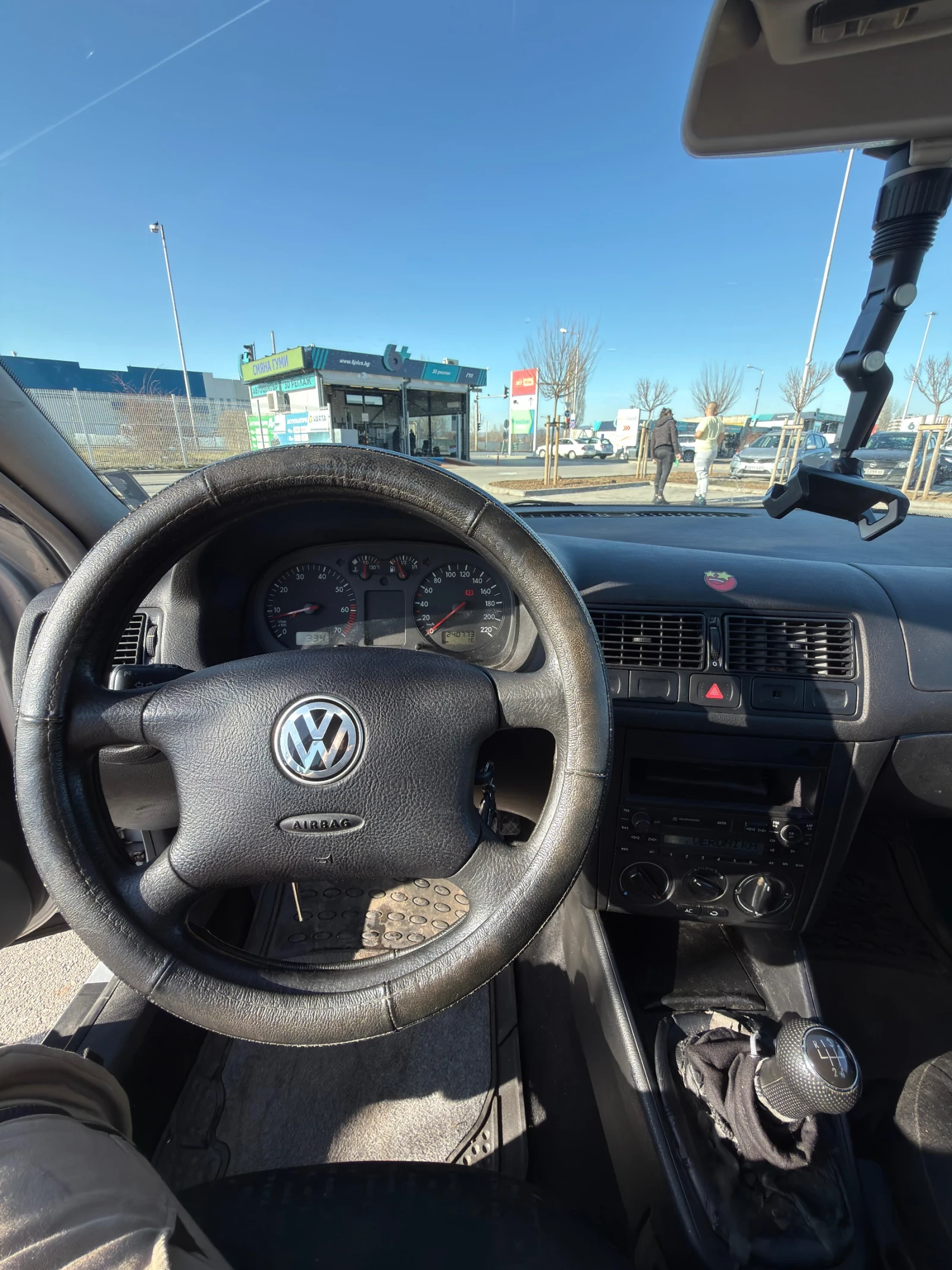 VW Golf, снимка 10 - Автомобили и джипове - 53754284