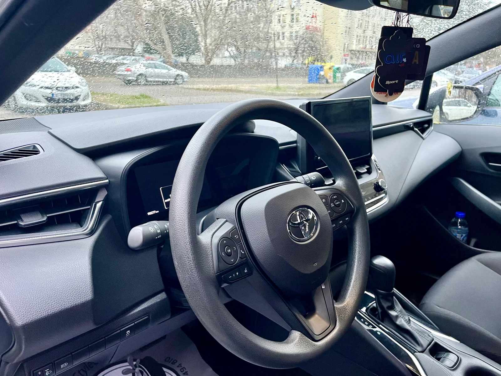 Toyota Corolla 1.8 HEV - гаранция 200 000 км, снимка 6 - Автомобили и джипове - 53816107