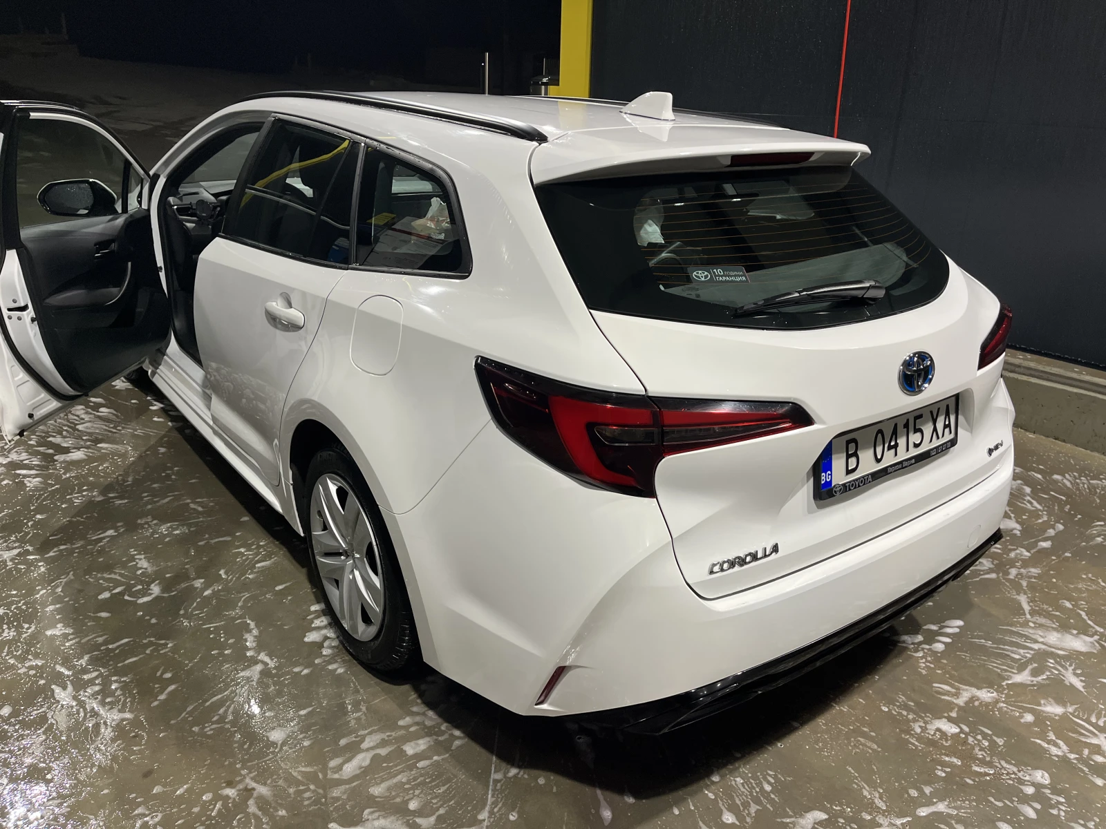 Toyota Corolla 1.8 HEV - гаранция 200 000 км, снимка 6 - Автомобили и джипове - 53816107