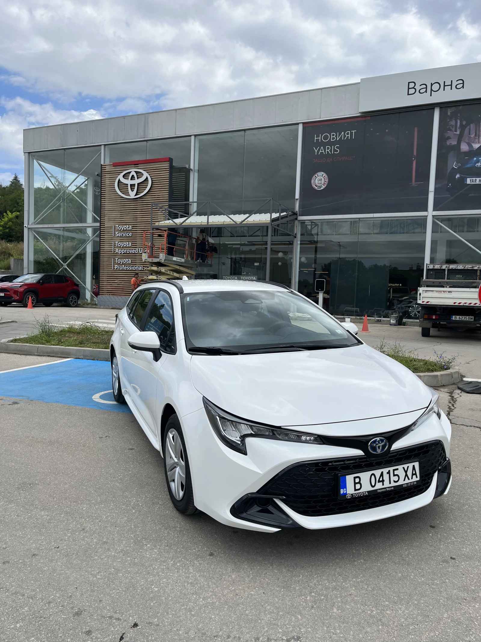 Toyota Corolla 1.8 HEV - гаранция 200 000 км