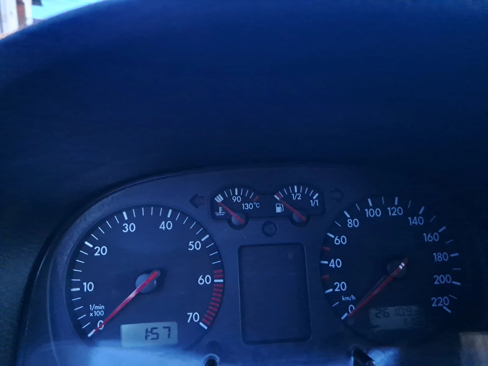 VW Golf Хечбек, снимка 5 - Автомобили и джипове - 53830355