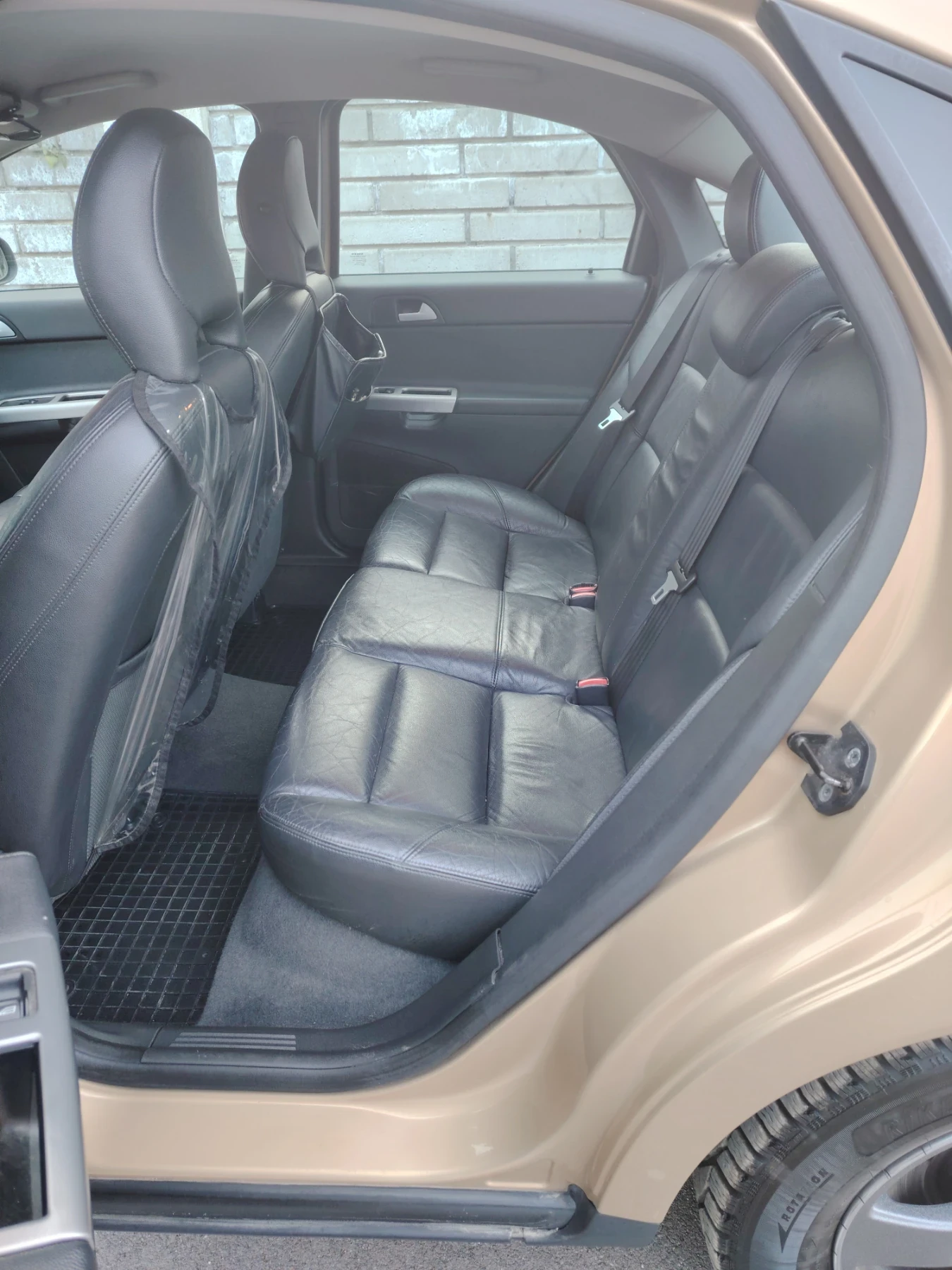 Volvo S40 2.0 LPG, снимка 9 - Автомобили и джипове - 53939886