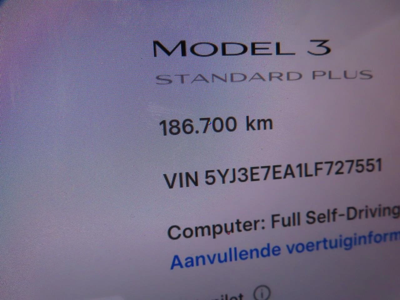 Tesla Model 3 Standard Range Plus , снимка 4 - Автомобили и джипове - 54109637