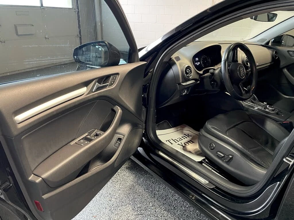 Audi A3 S-line* АвтоКредит* (ЦЕНА ДО БГ), снимка 9 - Автомобили и джипове - 54206291