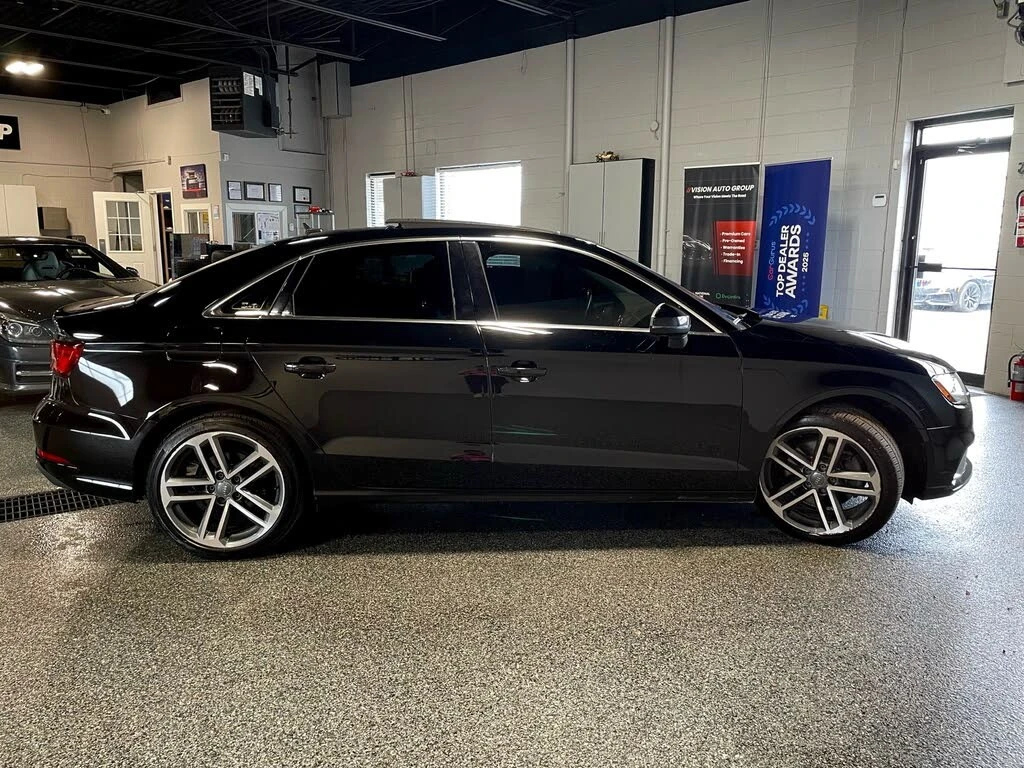 Audi A3 S-line* АвтоКредит* (ЦЕНА ДО БГ), снимка 6 - Автомобили и джипове - 54206291