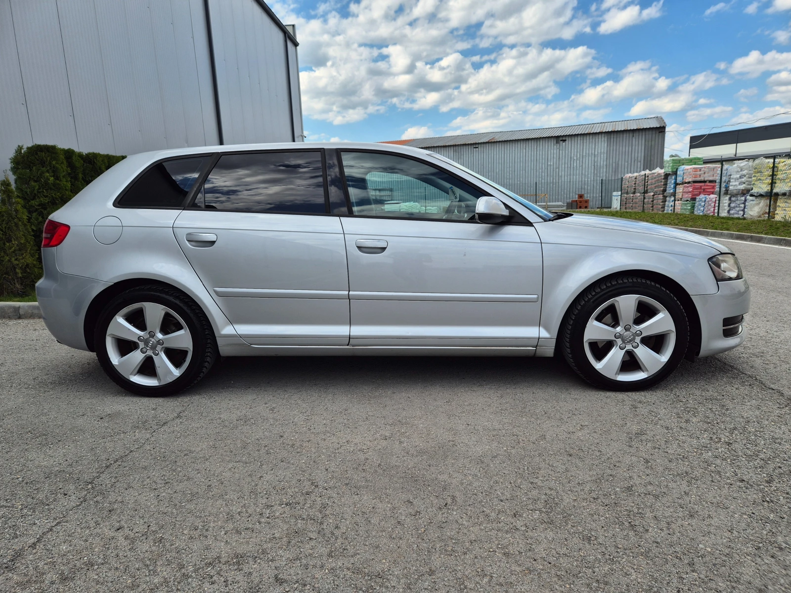 Audi A3 2.0TDI S-line Avtomat 11.2011г.Италия, снимка 4 - Автомобили и джипове - 54312103