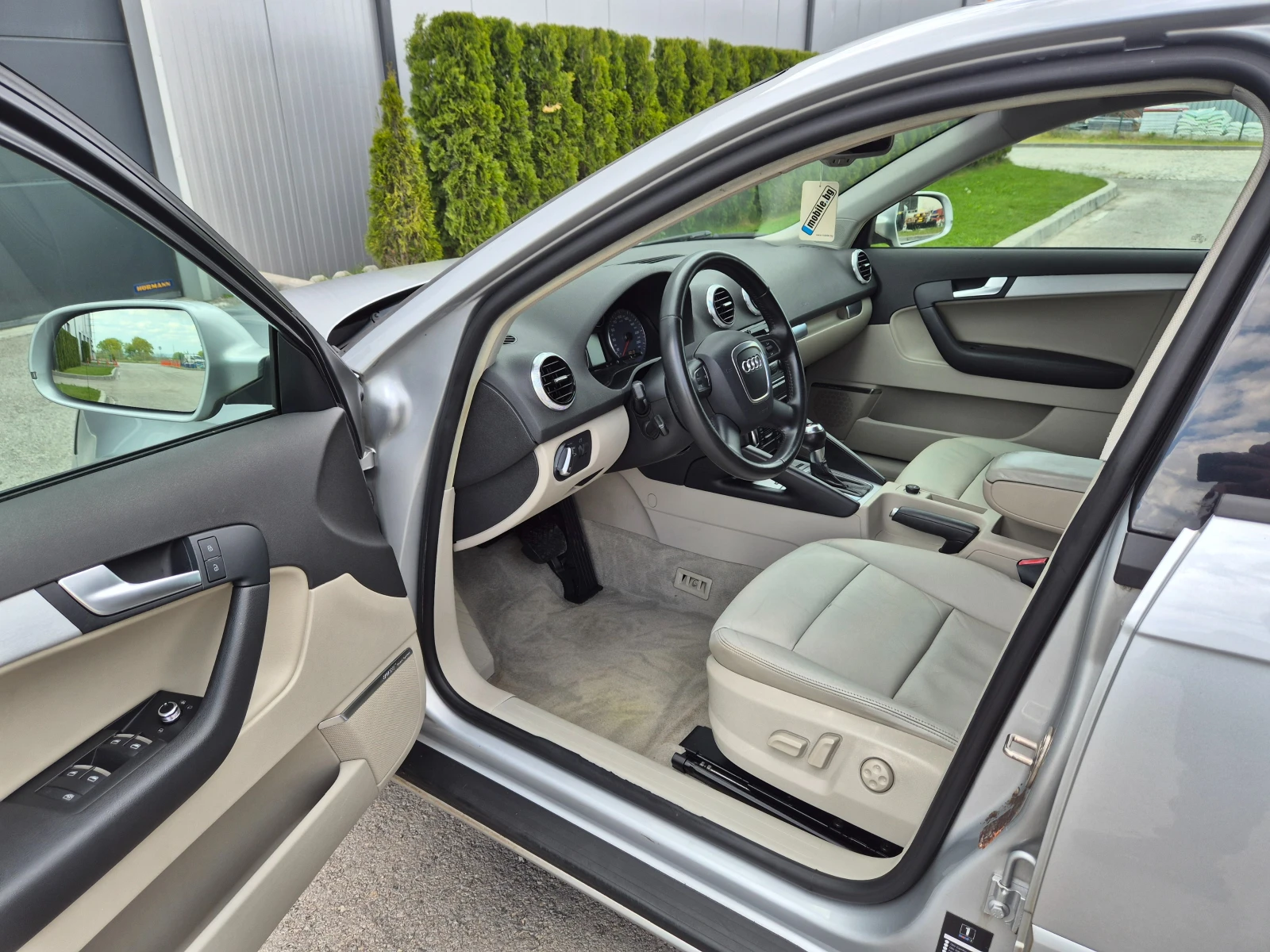 Audi A3 2.0TDI S-line Avtomat 11.2011г.Италия, снимка 13 - Автомобили и джипове - 54312103