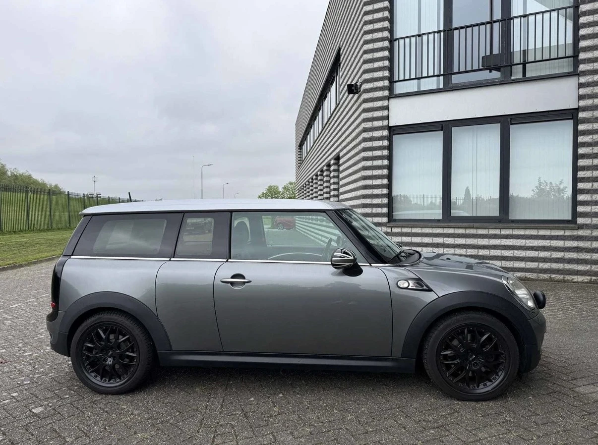 Mini Clubman 1.6 Cooper S, снимка 4 - Автомобили и джипове - 54528256