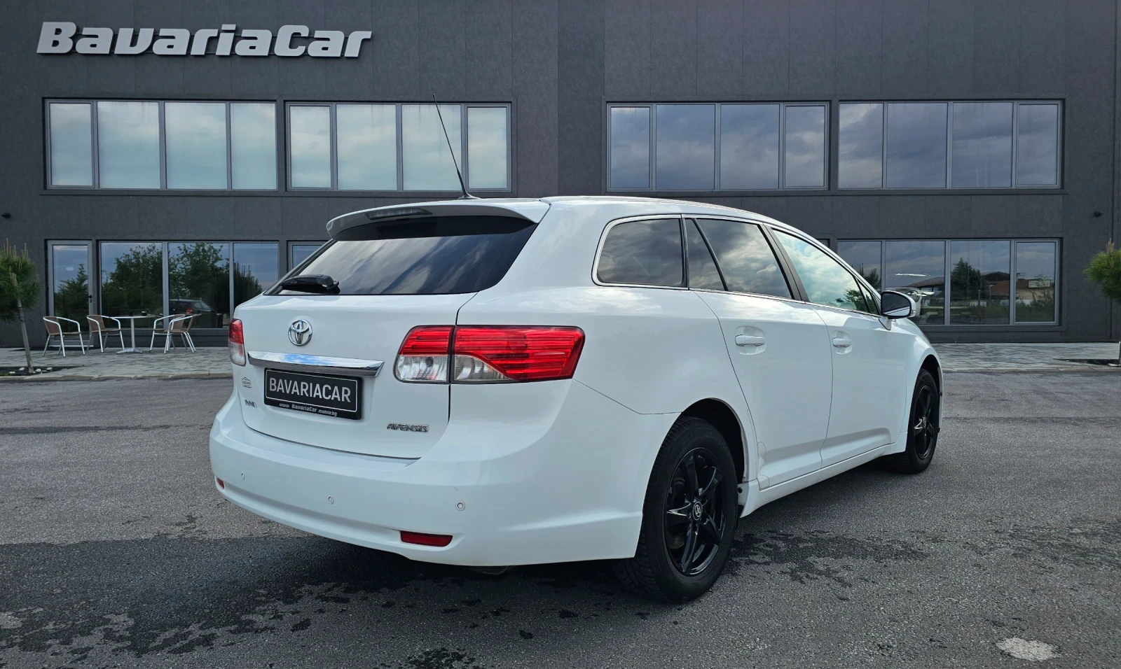 Toyota Avensis Germany* Aut.* LED* Kam.* Navi* , снимка 3 - Автомобили и джипове - 54645258