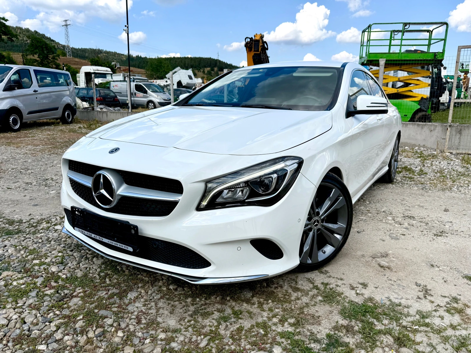 Mercedes-Benz CLA 180 SPORT/EURO6, снимка 3 - Автомобили и джипове - 55178328