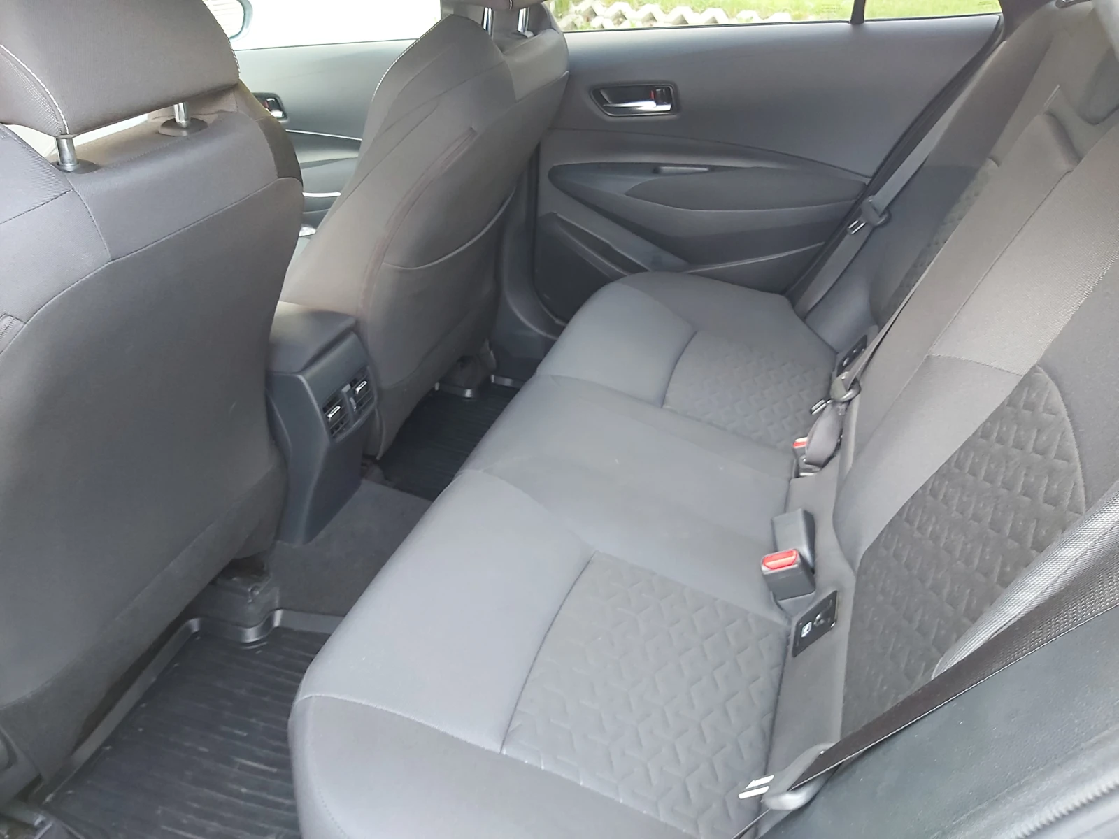 Toyota Corolla 2.0 184кс TOURING SPORTS/TeamD, снимка 14 - Автомобили и джипове - 55204689