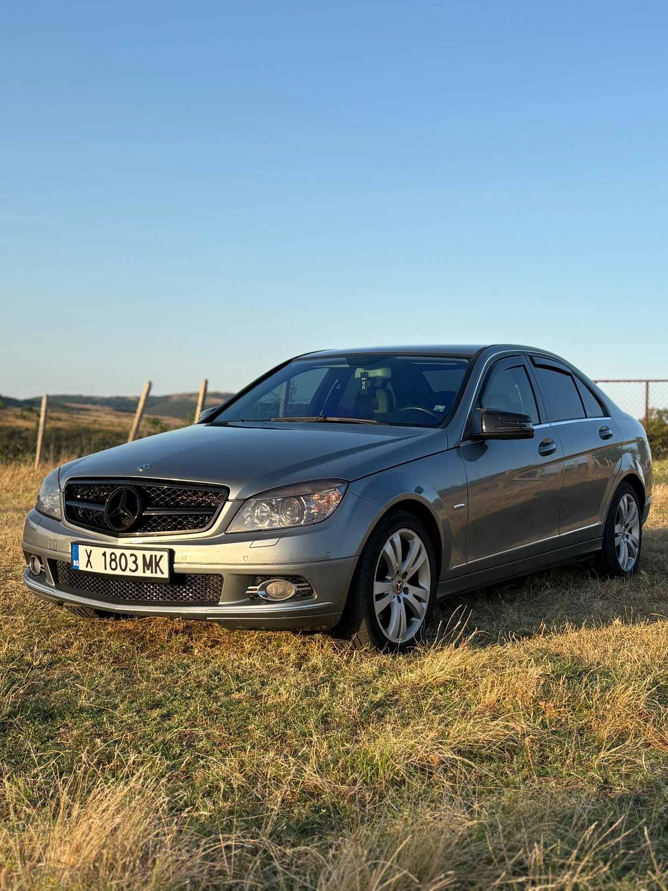 Mercedes-Benz C 220, снимка 2 - Автомобили и джипове - 55425253