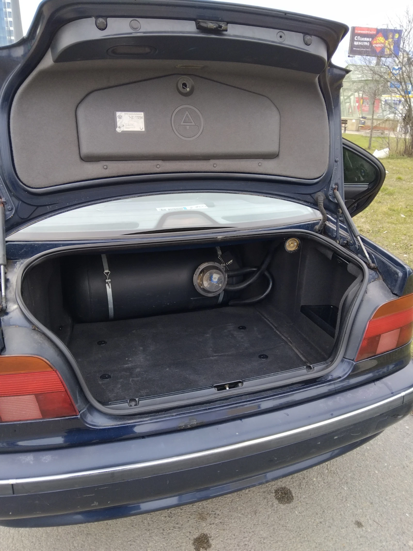 BMW 528 КАПАРИРАНА, снимка 5 - Автомобили и джипове - 55470698