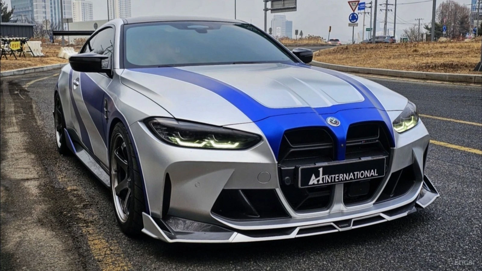 BMW M4 COMPETITION M xDrive* ACRAPOVIC* F&F TUNING, снимка 4 - Автомобили и джипове - 55492341