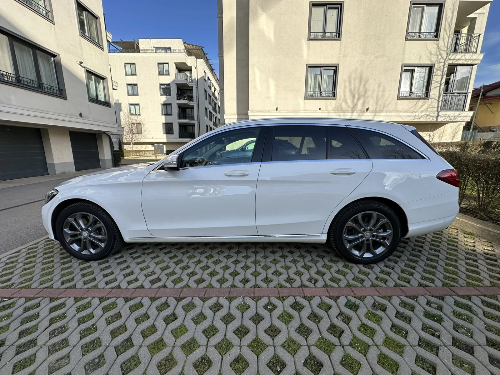 Mercedes-Benz C 250 4 MATIK, снимка 2 - Автомобили и джипове - 55978919