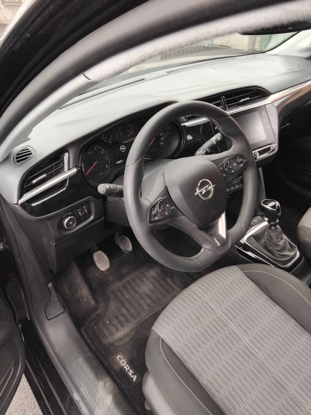 Opel Corsa 1.2 101 кс., снимка 7 - Автомобили и джипове - 56183295