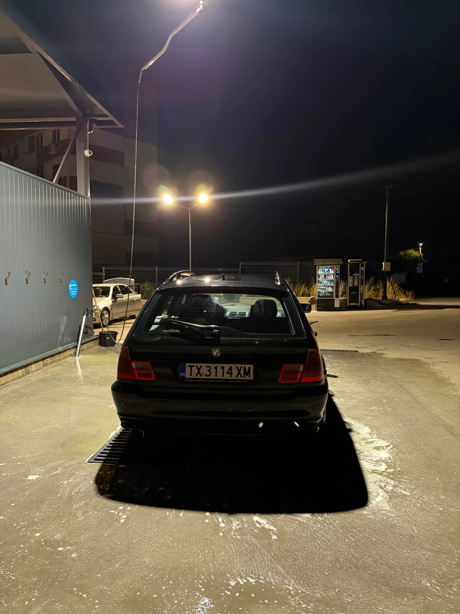 BMW 320, снимка 5 - Автомобили и джипове - 56196883