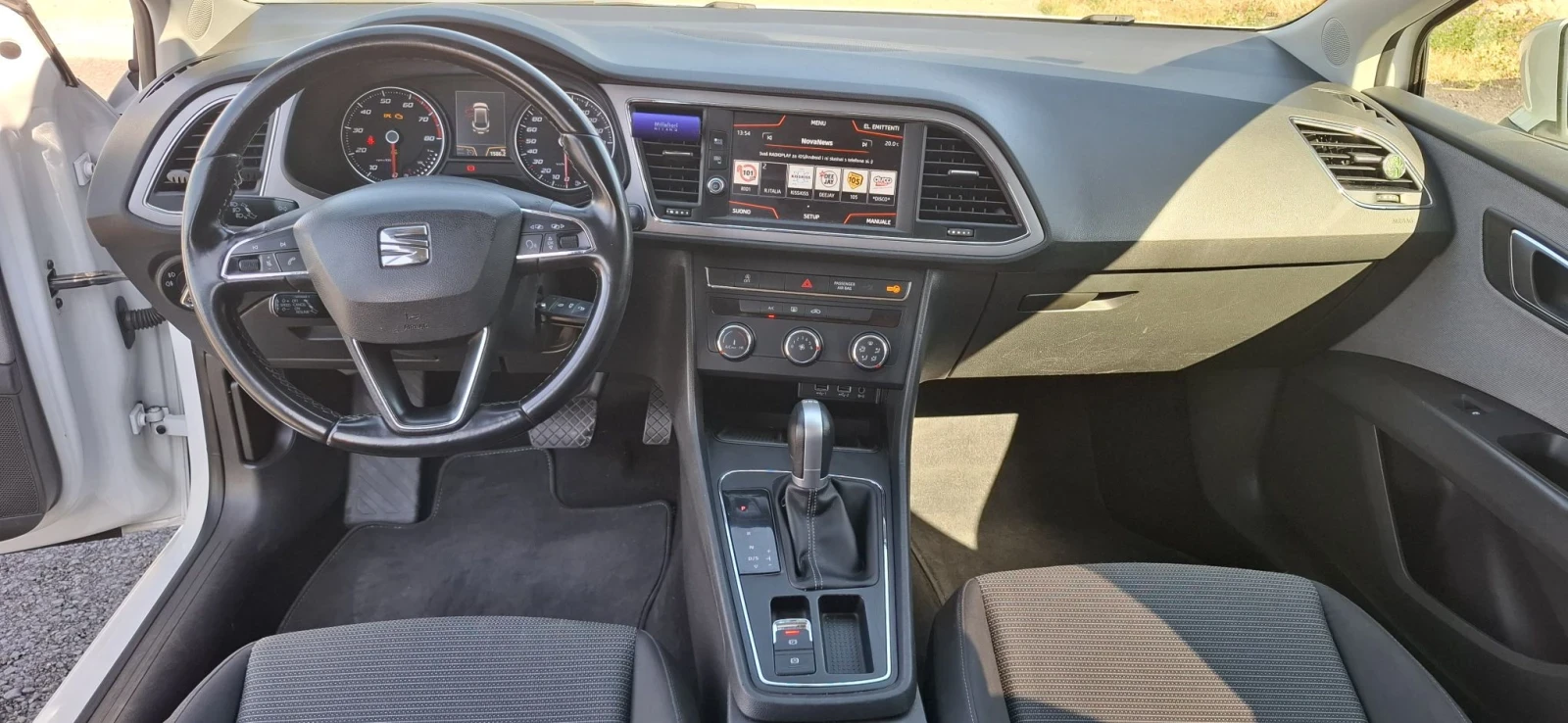 Seat Leon Метан/Бензин 2017, снимка 8 - Автомобили и джипове - 56431741