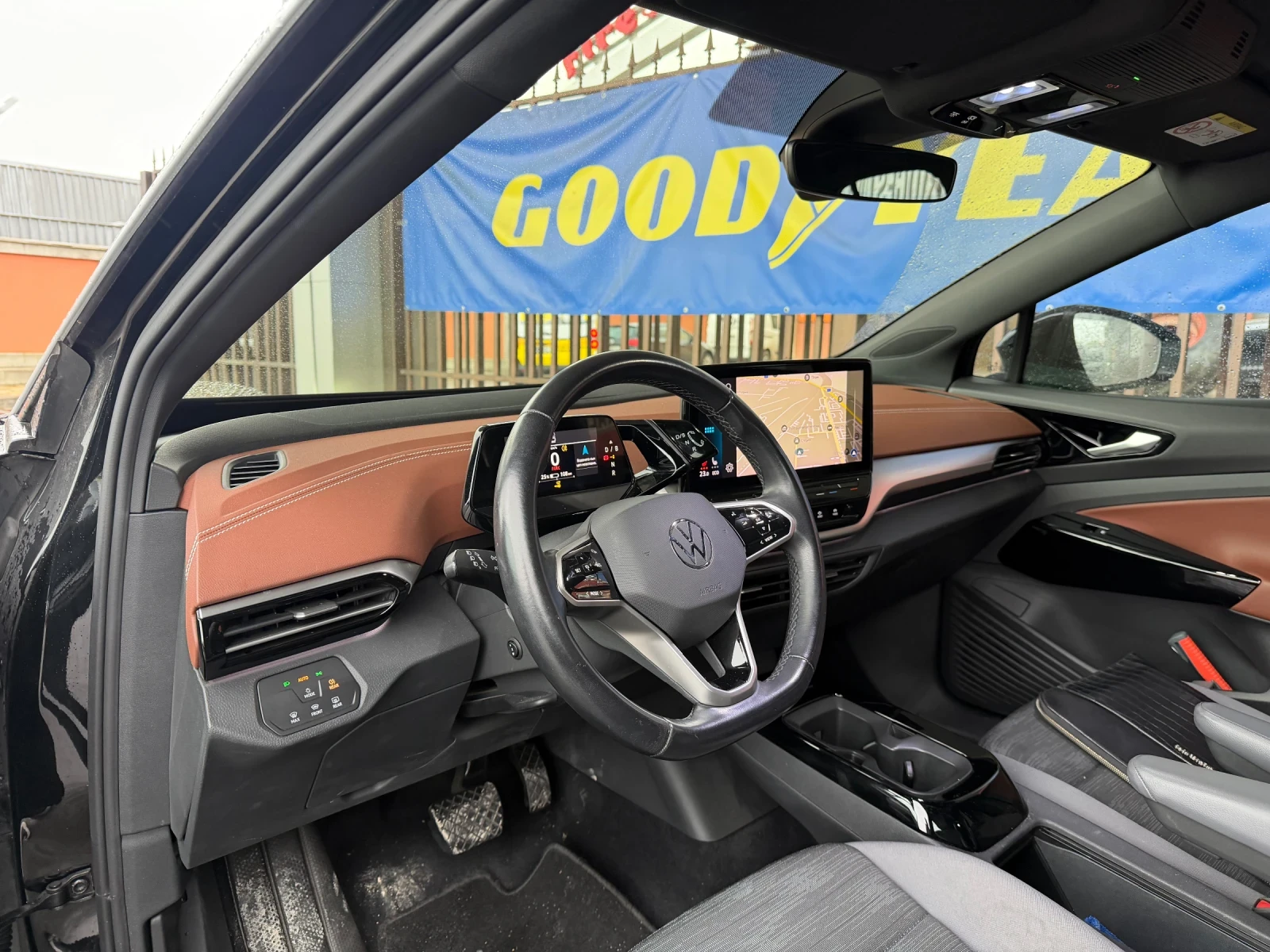 VW ID.5 PRO* 128kW* БАРТЕР* НАЛИЧЕН, снимка 12 - Автомобили и джипове - 56437653