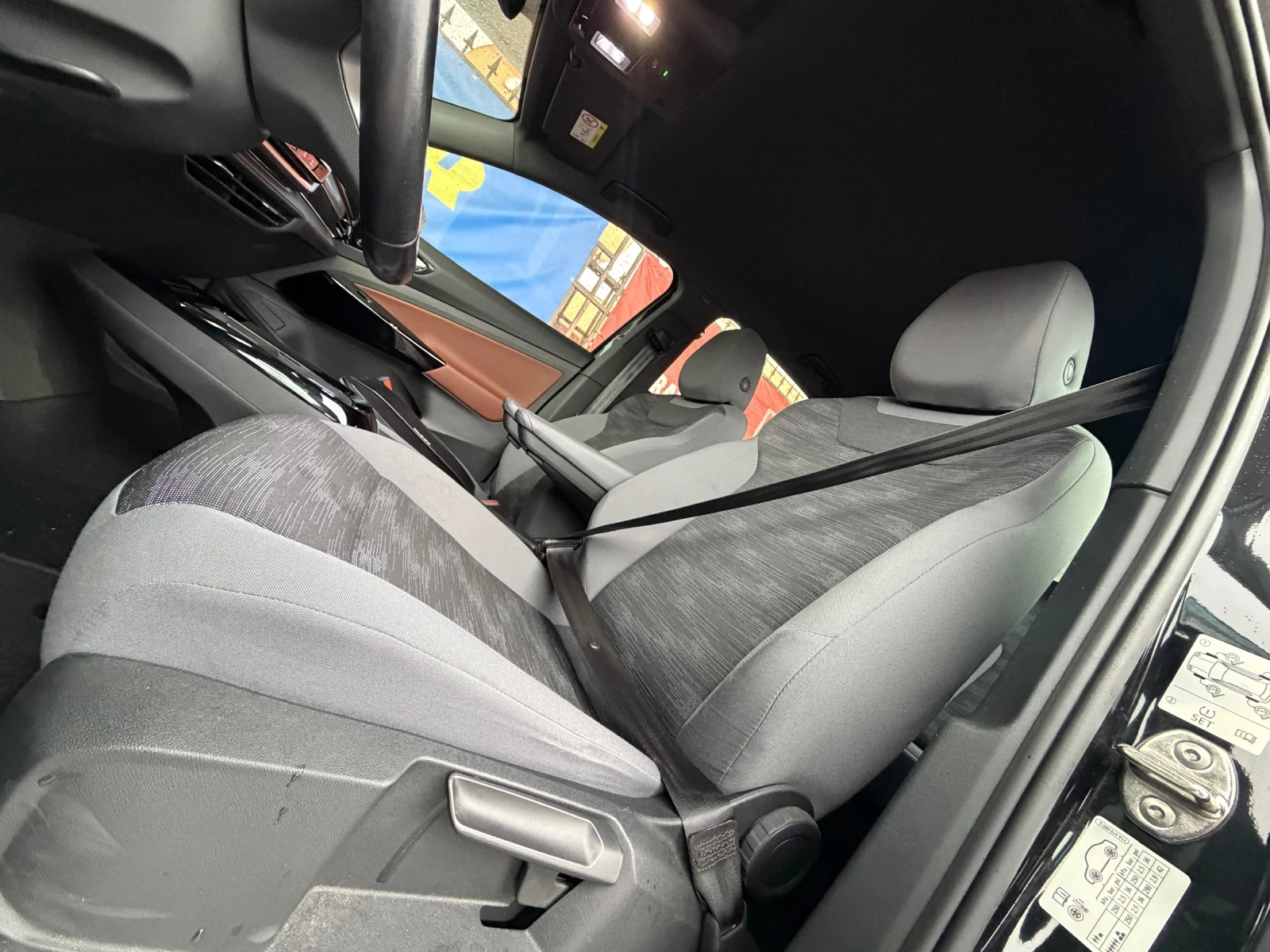 VW ID.5 PRO* 128kW* БАРТЕР* НАЛИЧЕН, снимка 11 - Автомобили и джипове - 56437653