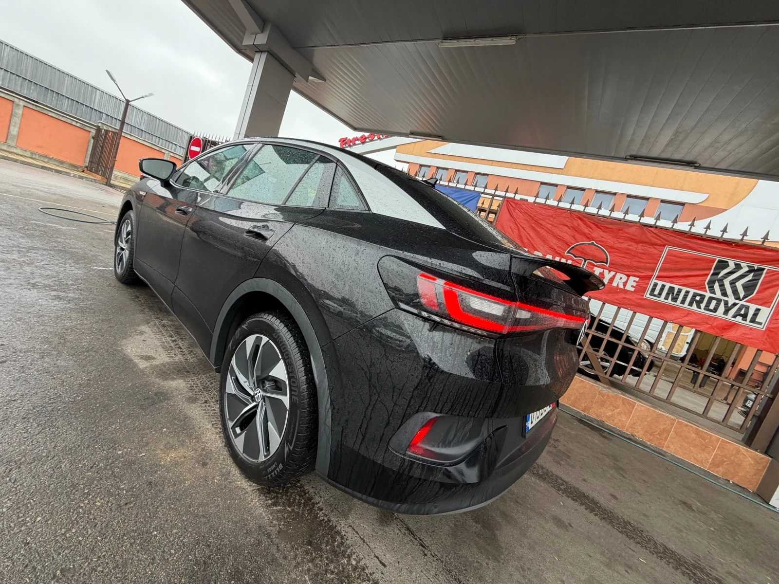 VW ID.5 PRO* 128kW* БАРТЕР* НАЛИЧЕН, снимка 5 - Автомобили и джипове - 56437653