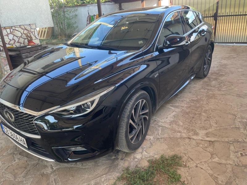 Infiniti Q30 Premium Tech, снимка 7 - Автомобили и джипове - 47166583