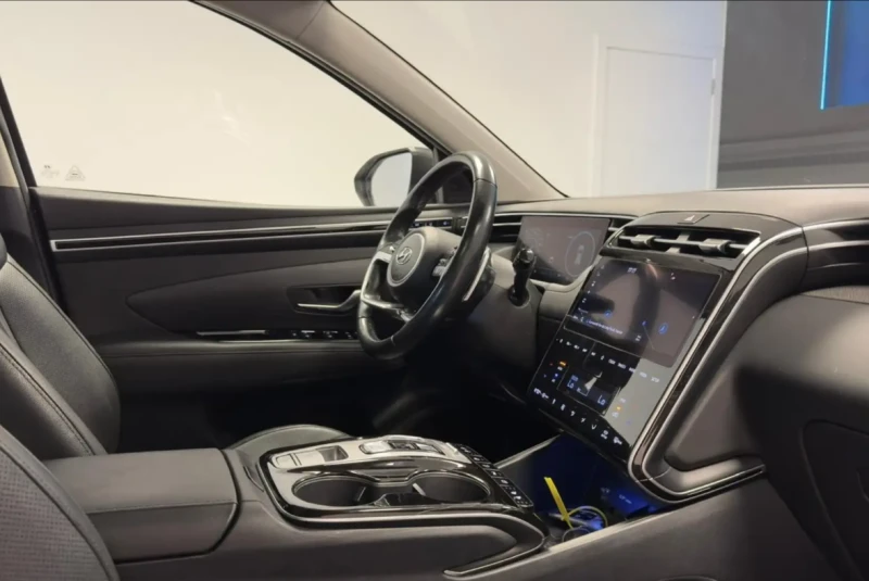 Hyundai Tucson 1.6PHEV/265HP/PRIME/4X4/360/LED/ACC/KLESS/ASC, снимка 13 - Автомобили и джипове - 50391015