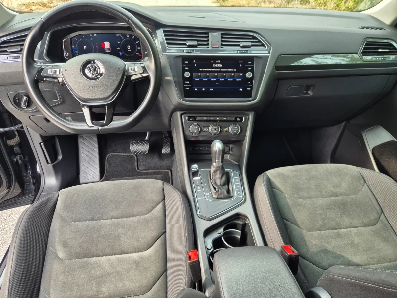 VW Tiguan 2.0D/7места/19г., снимка 13 - Автомобили и джипове - 52138235