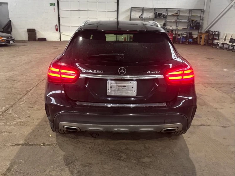 Mercedes-Benz GLA * 250 * CARFAX * ЦЕНА ДО БГ, снимка 4 - Автомобили и джипове - 53100506