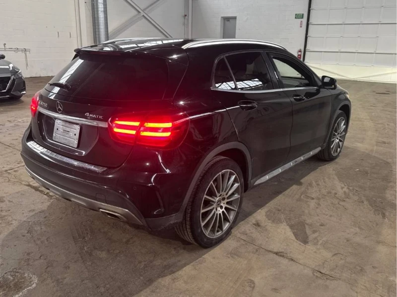 Mercedes-Benz GLA * 250 * CARFAX * ЦЕНА ДО БГ, снимка 11 - Автомобили и джипове - 53100506