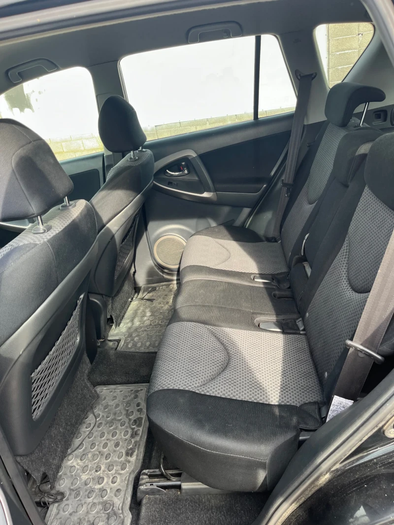 Toyota Rav4, снимка 10 - Автомобили и джипове - 53598284