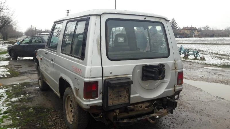 Mitsubishi Pajero 6 бр.   2.5td  , 2.6, 3.0 бензин, снимка 2 - Автомобили и джипове - 20735907