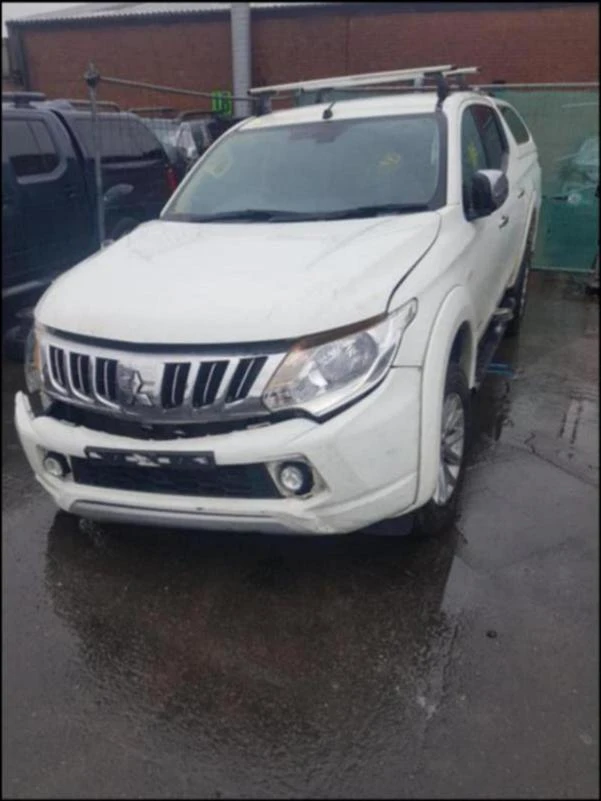 Mitsubishi L200 2.4DID ЧАСТИ , снимка 5 - Автомобили и джипове - 24809126