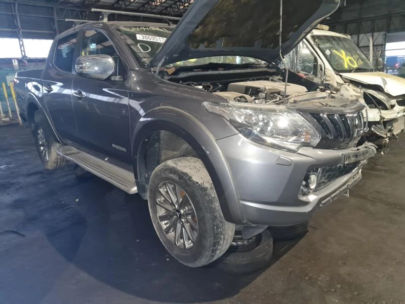 Mitsubishi L200 2.4DID ЧАСТИ , снимка 3 - Автомобили и джипове - 24809126