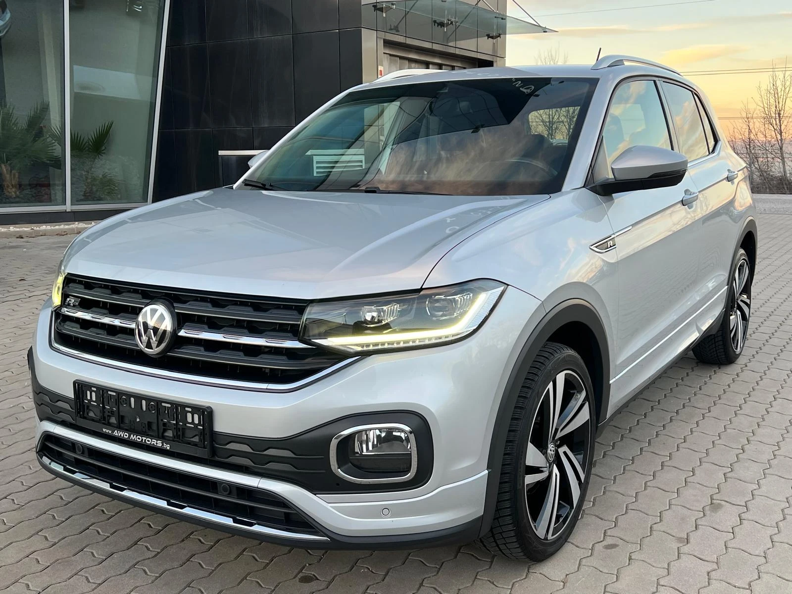 VW T-Cross 1.5TSI DSG R-LINE VIRTUAL LED Keyless Carplay  - изображение 2