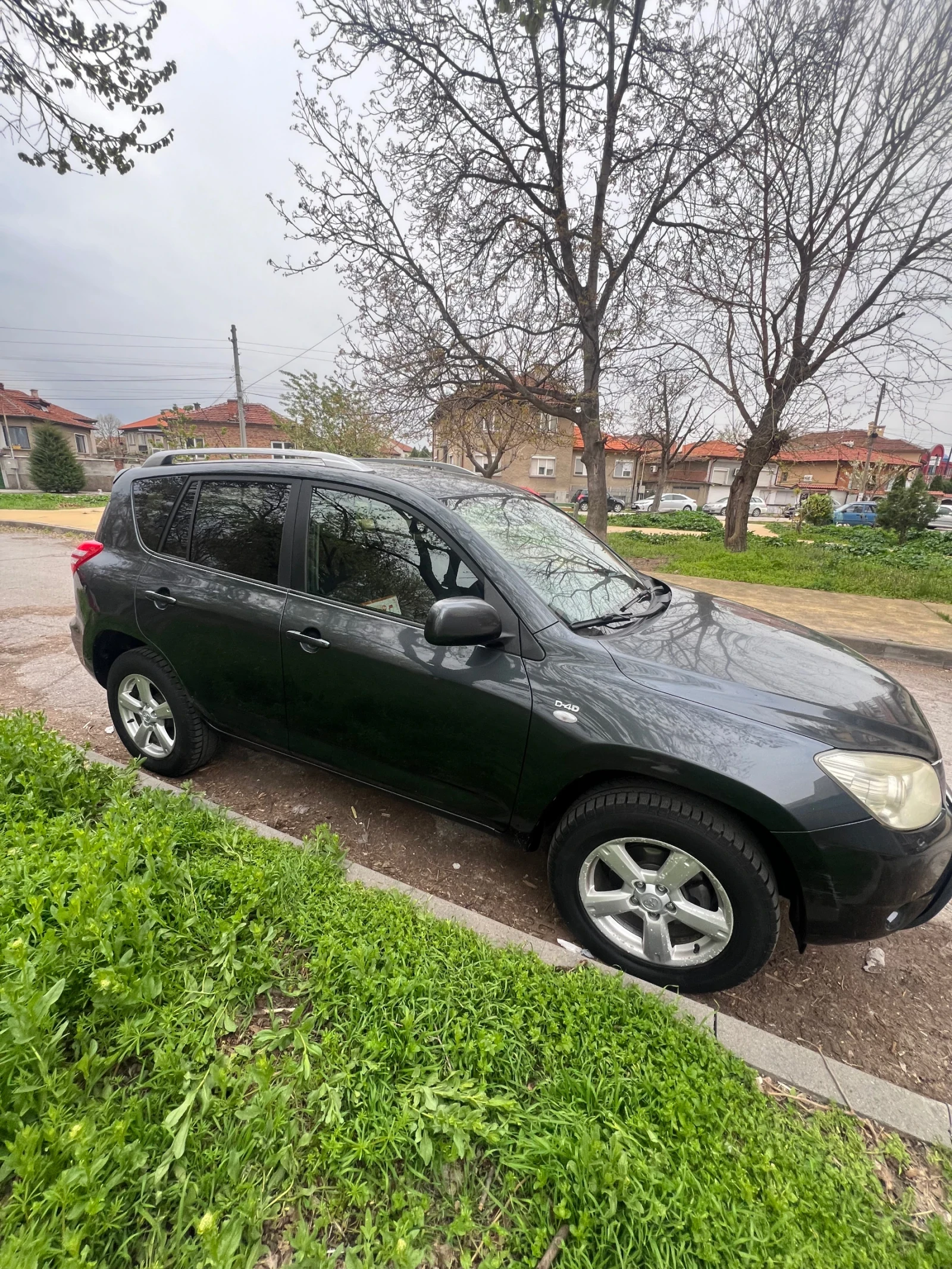 Toyota Rav4 2.2 D-4D - изображение 4