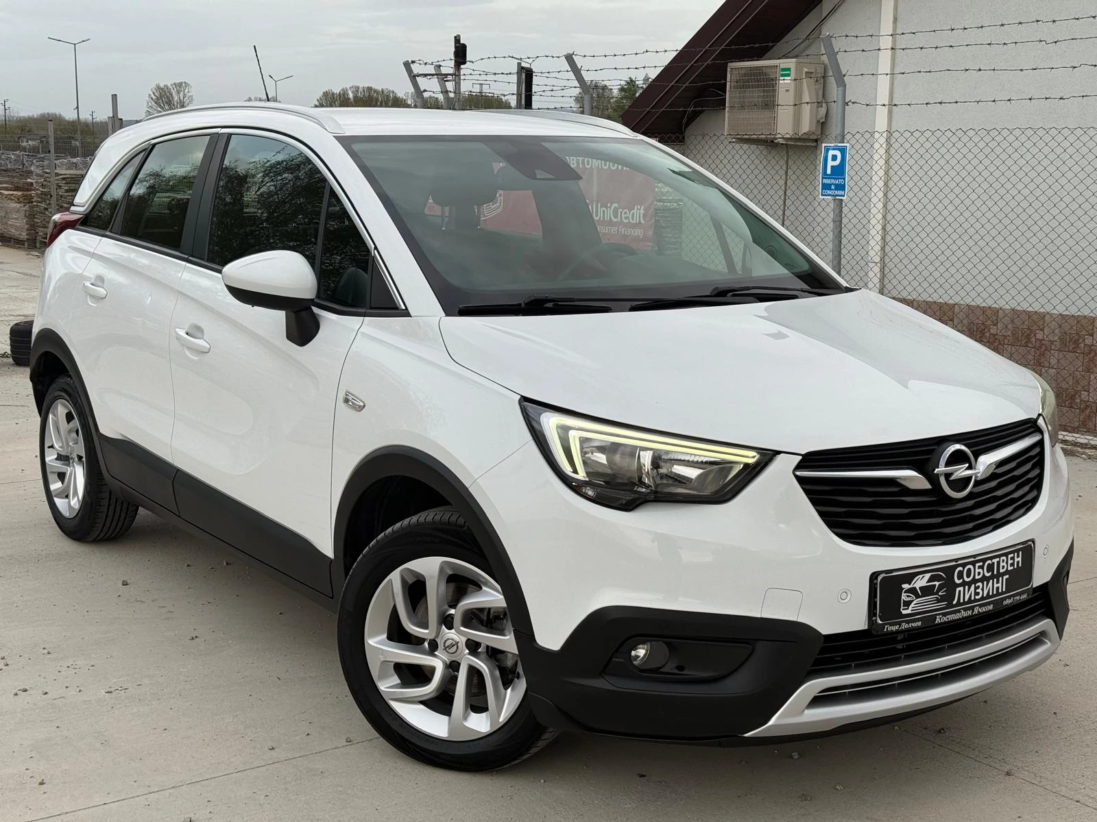Opel Crossland X 1.2 i 46000 км/Камера/Обслужена/Собствен лизинг - изображение 2