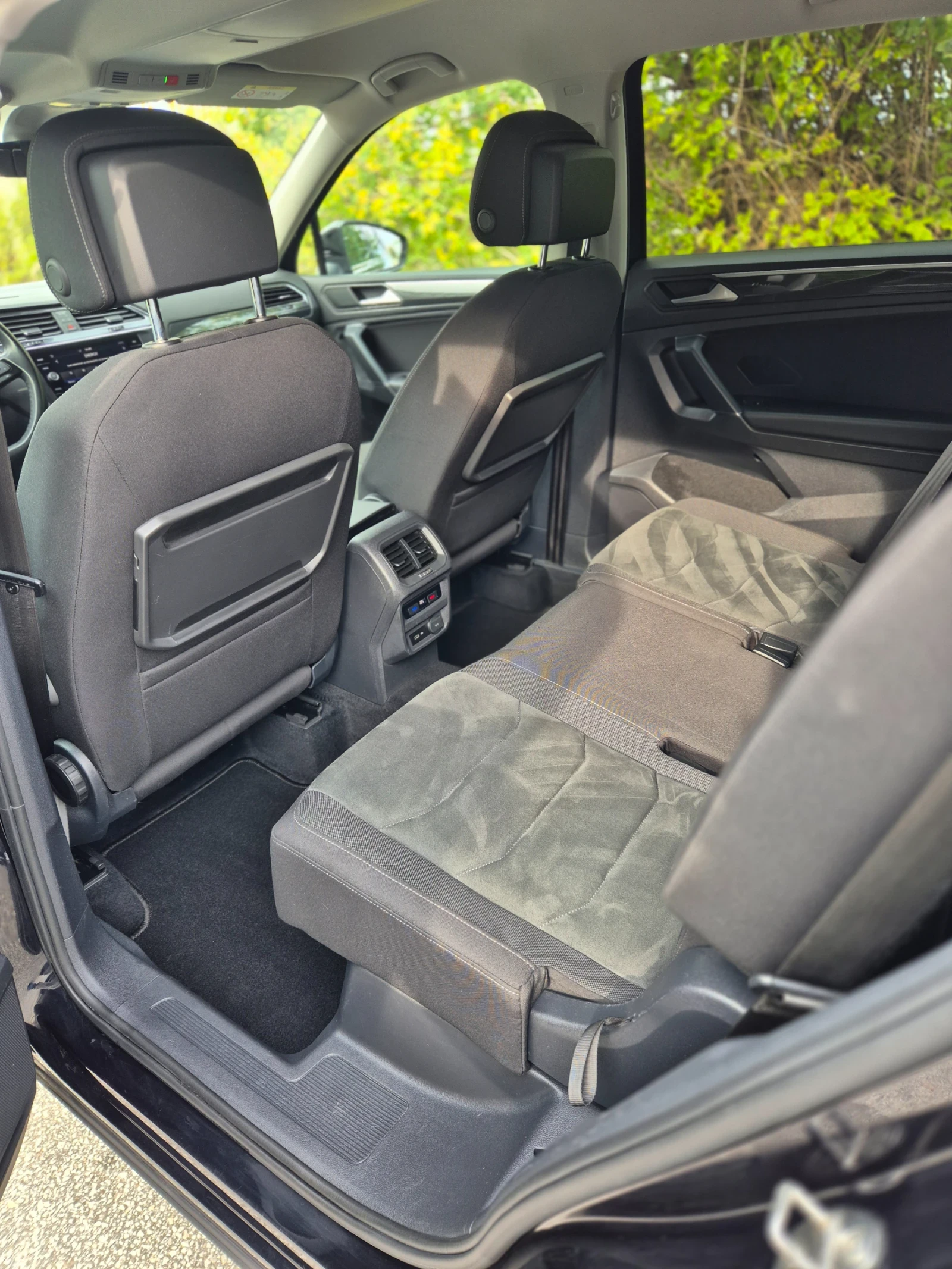 VW Tiguan 2.0D/7места/19г. - изображение 9