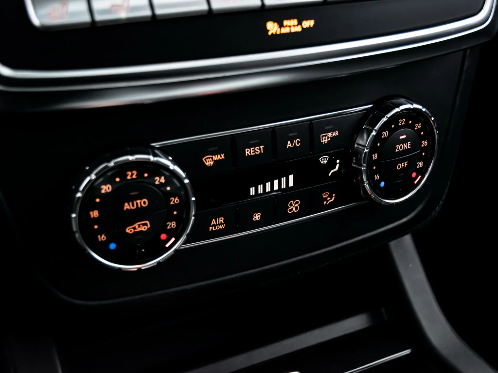 Mercedes-Benz ML 63 AMG HARMAN* PANO* ОБДУХ* ВЪЗДУХ* 360* NIGHT VISION* KE - изображение 10