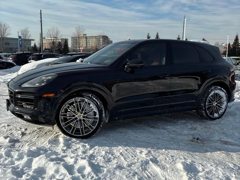 Porsche Cayenne * Turbo * CARFAX * ДИСТРОНИК* 360 КАМЕРИ*  - изображение 2